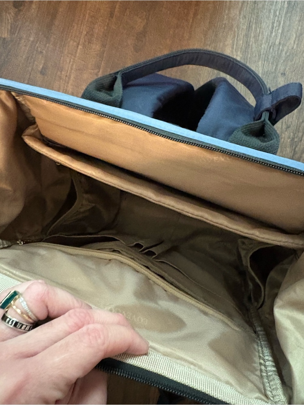 Backpack - Picture 7 of 9